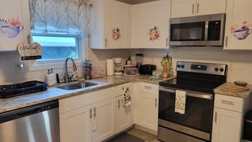Microwave, stovetop, dishwasher
