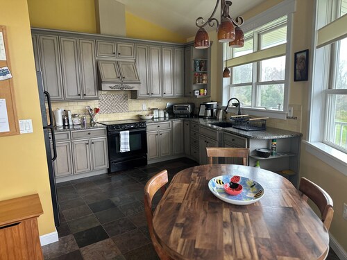 Casa Rotunda: A Cozy Catskills Escape