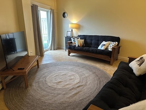 Téléviseur, foyer