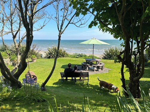 Rose Cottage ~ 5 Star luxury thatched cottage on miles of sandy beach