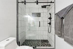 Shower, bidet, towels, soap