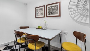 Unclassified image, 2 of 21, button - Old San Juan Art Loft Fast Wifi Near El Morro (San Juan)