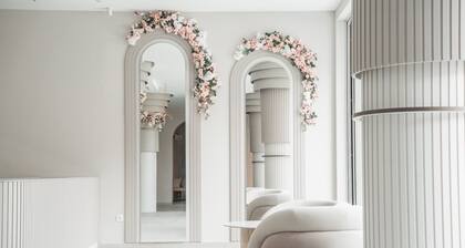 J'ADORE Secret Garden A&K Deluxe Studio