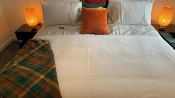 2 habitaciones, wifi gratis y ropa de cama