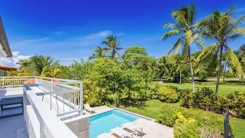 Deluxe Villa, Golf View | Terrace/patio