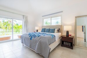 Villa – deluxe, utsikt mot golfbane | Strykejern/-brett og wi-fi (inkludert)