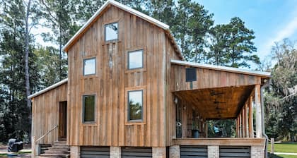 Historic lodge on historic Lake Nichols