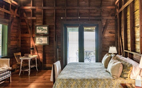 Historic lodge on historic Lake Nichols