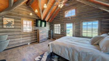 3 عدّة غرف نوم ومكواة/لوح كي وواي فاي وملاءات أسرّة