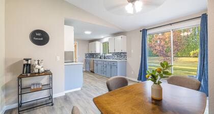 Sapphire Lodge - 3 bed home in prime of Kennewick