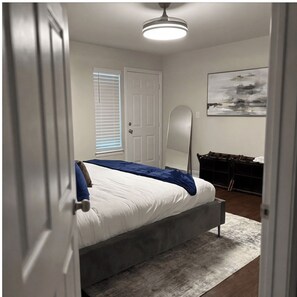 2 bedrooms, desk, iron/ironing board, free WiFi