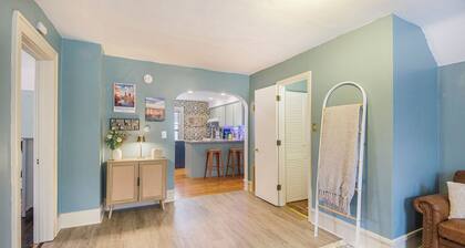 Cozy and charming 2-bedroom Apartment in Grand Rapids with AC