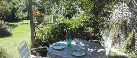 Restauration en plein air