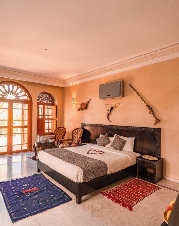 Deluxe Double or Twin Room, Garden View | In-room safe, iron/ironing board, free WiFi