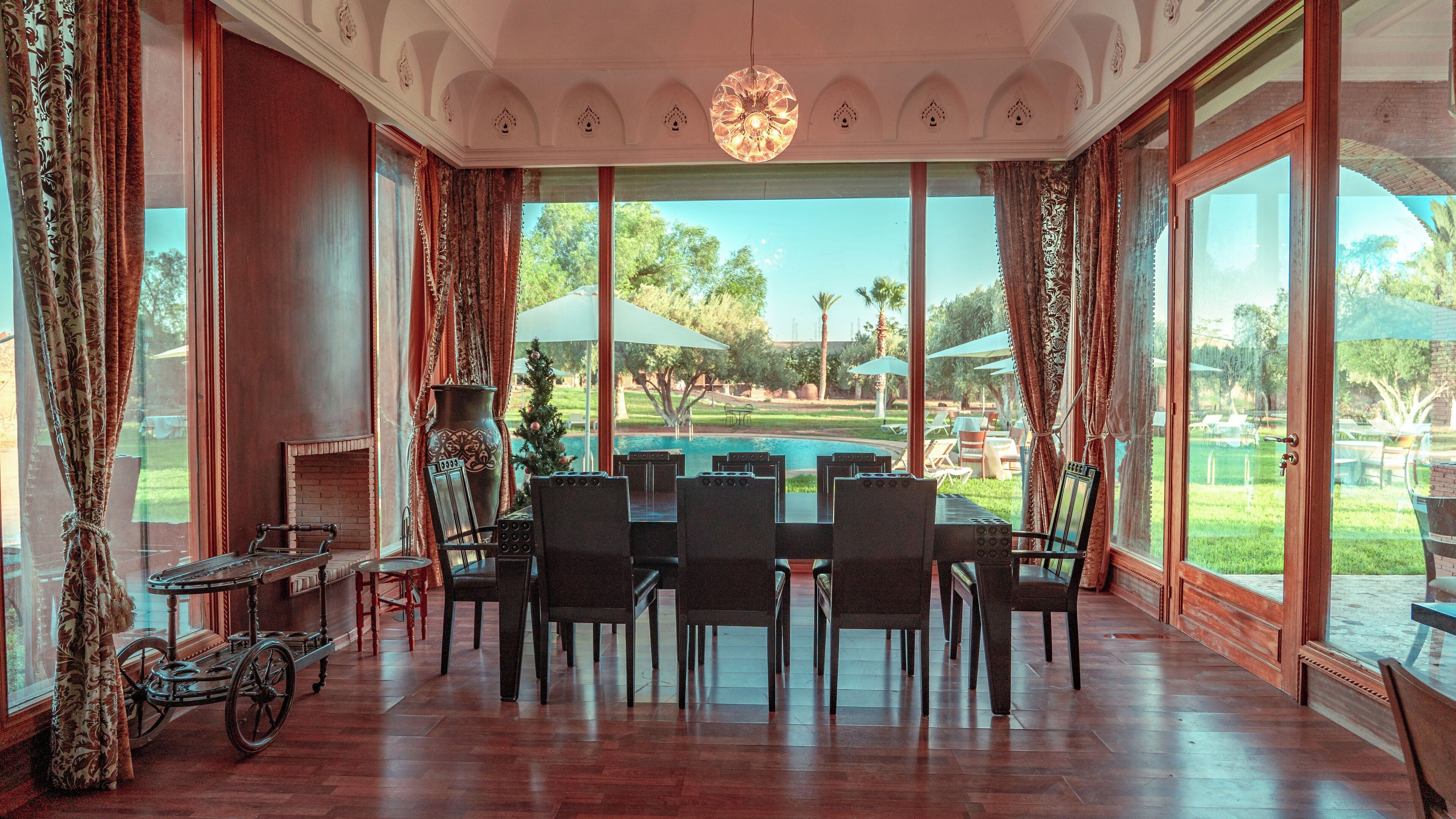 Habitación doble Deluxe, vista al jardín | Servicio a la habitación