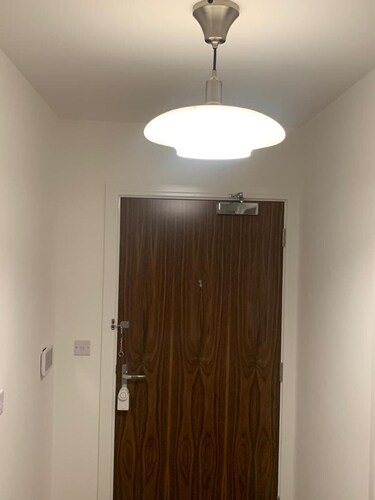 1 Bed Flat- Direct Links to Central London