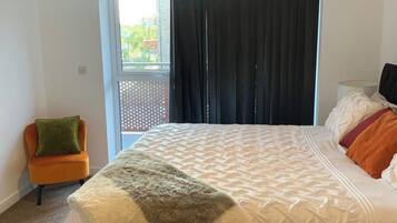 1 bedroom, free WiFi, bed sheets