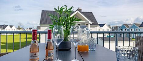 تناول الطعام بالخارج