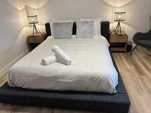 1 sovrum, strykjärn/strykbräda, gratis wi-fi och sängkläder