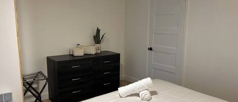 1 camera, ferro/asse da stiro, Wi-Fi gratuito, lenzuola