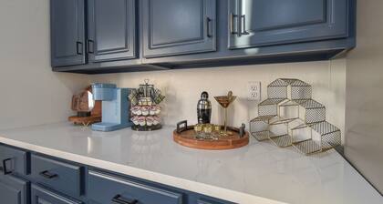 Sunset Family Retreat with Pool - Games - Near Will Rogers Airport