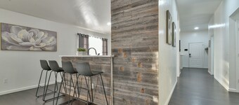 Sunset Family Retreat with Pool - Games - Near Will Rogers Airport