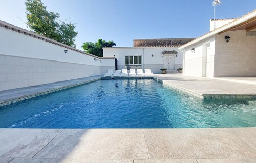 Nice home in San Antonio(Jerez de l
