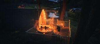 Romantic Cosy Cabin with Hot Tub in Cumbria
