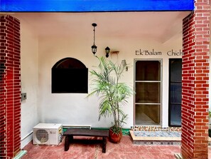Estudio familiar, vistas al jardín | Decoración individual, mobiliario individual, wifi gratis y ropa de cama