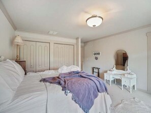 5 Schlafzimmer, Internetzugang, Bettwäsche