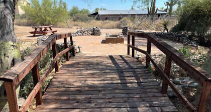 Charming 2-bedroom ranch house in brilliant Scottsdale with AC/