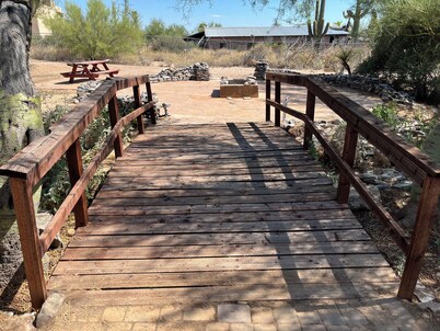 Charming 2-bedroom ranch house in brilliant Scottsdale with AC/