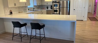 Charming 2-bedroom ranch house in brilliant Scottsdale with AC/