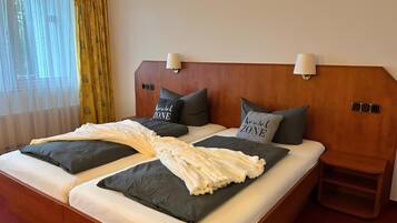 Comfort Double Room, Park View