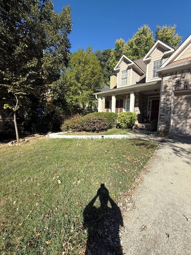 Basement apartment with private entrance located in the heart of Doraville