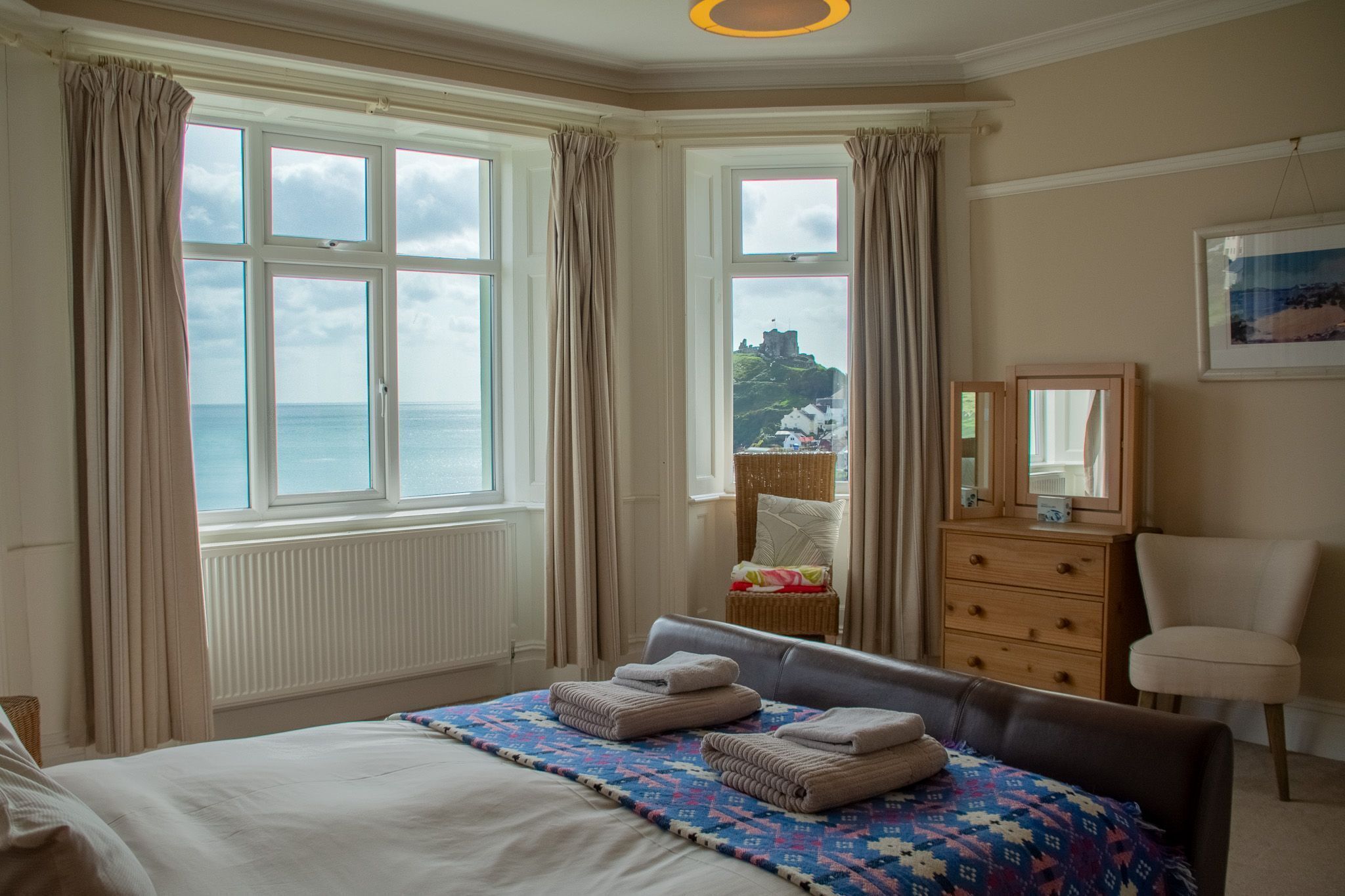 5 sovrum, skrivbord, wi-fi och sängkläder