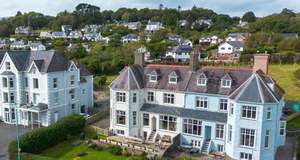 Pengolwg - sleeps 11 guests in 5 bedrooms