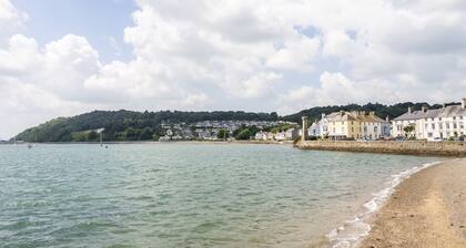 Puffin Cottage - sleeps 6 guests in 3 bedrooms