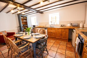 Micro-ondes, grille-pain