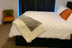 1 chambre, accès au Wi-Fi (inclus), literie fournie