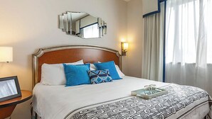 Room - Bluegreen Club 36 -2 Hotel Suites in Charming Las Vegas (Las Vegas)