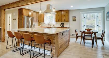 Hot Tub + Game Room: Peaceful Retreat in Evergreen