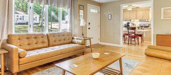 2 Mi to New England Sports Village - Quiet Home