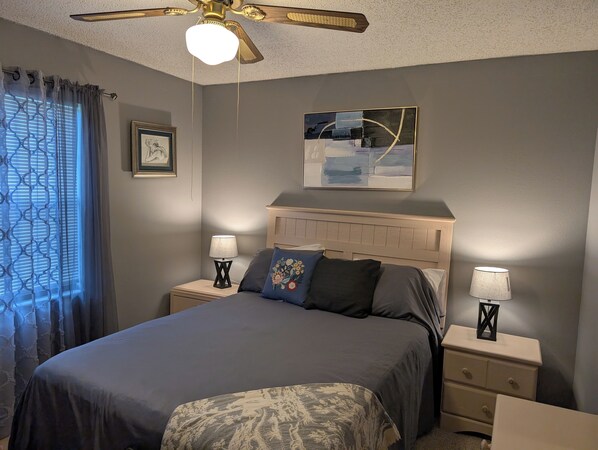 3 bedrooms, iron/ironing board, free WiFi, bed sheets