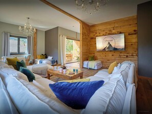 4 bedrooms, WiFi, bed sheets - La Grange Neuve - Rustic charm and modern elegance for 9 - OVO Network (Saint-Jean-d'Aulps)