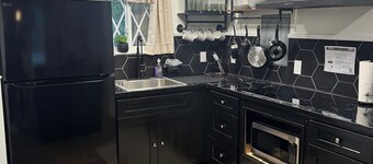 Copper Creek-Cozy Couples Cabin near Springs, Lakes, Beaches, and ATV Park