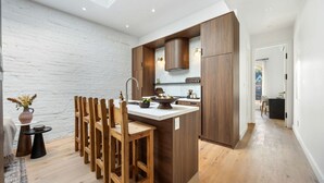 Dining - The Loft - The Brick Hotel (Toronto)