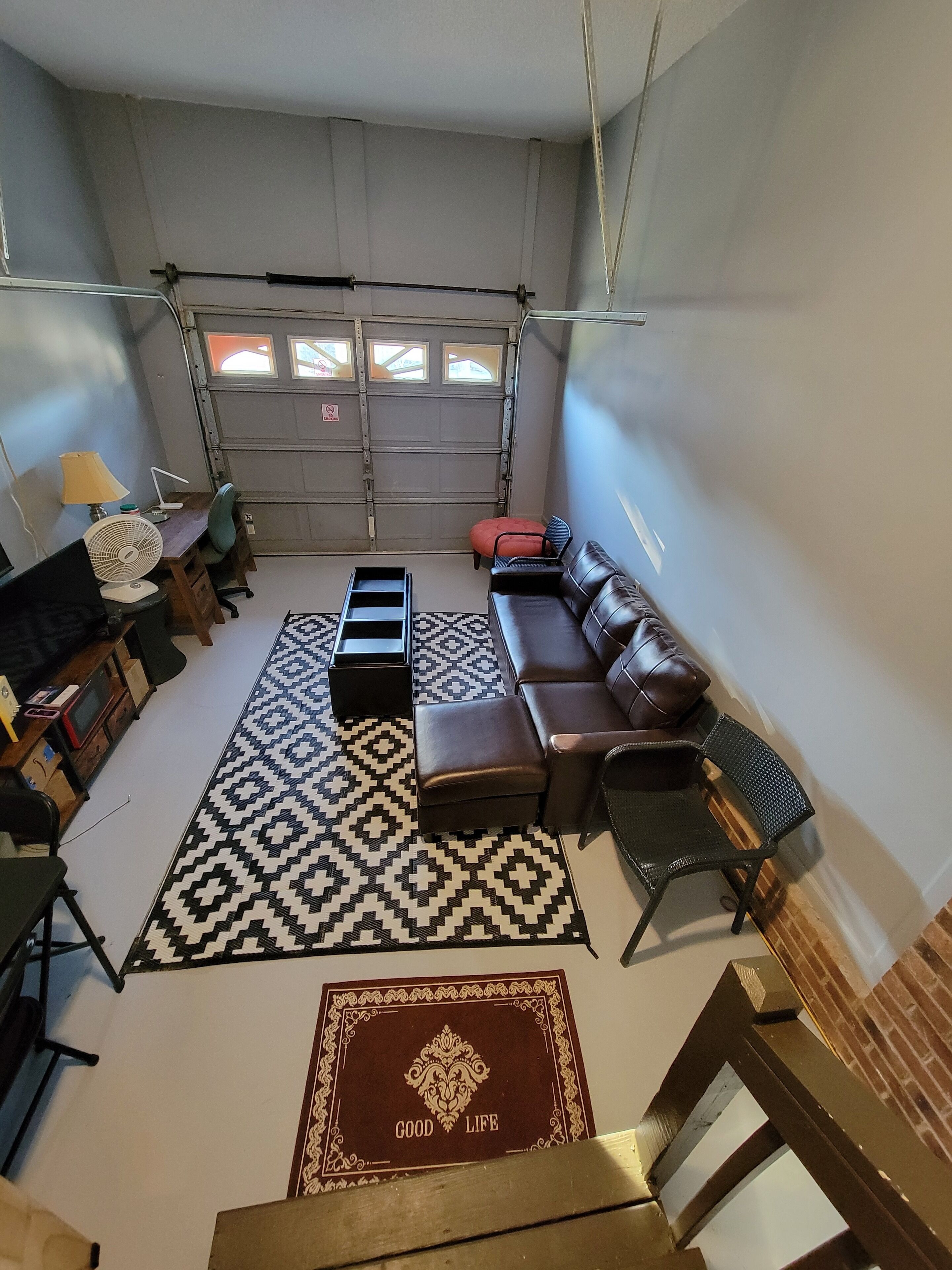 Smart TV, music library