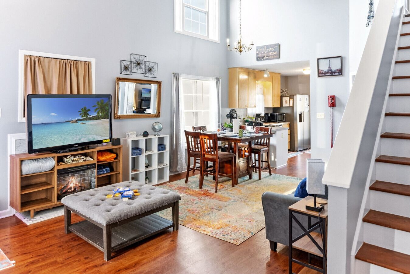 Smart TV, fireplace, stereo