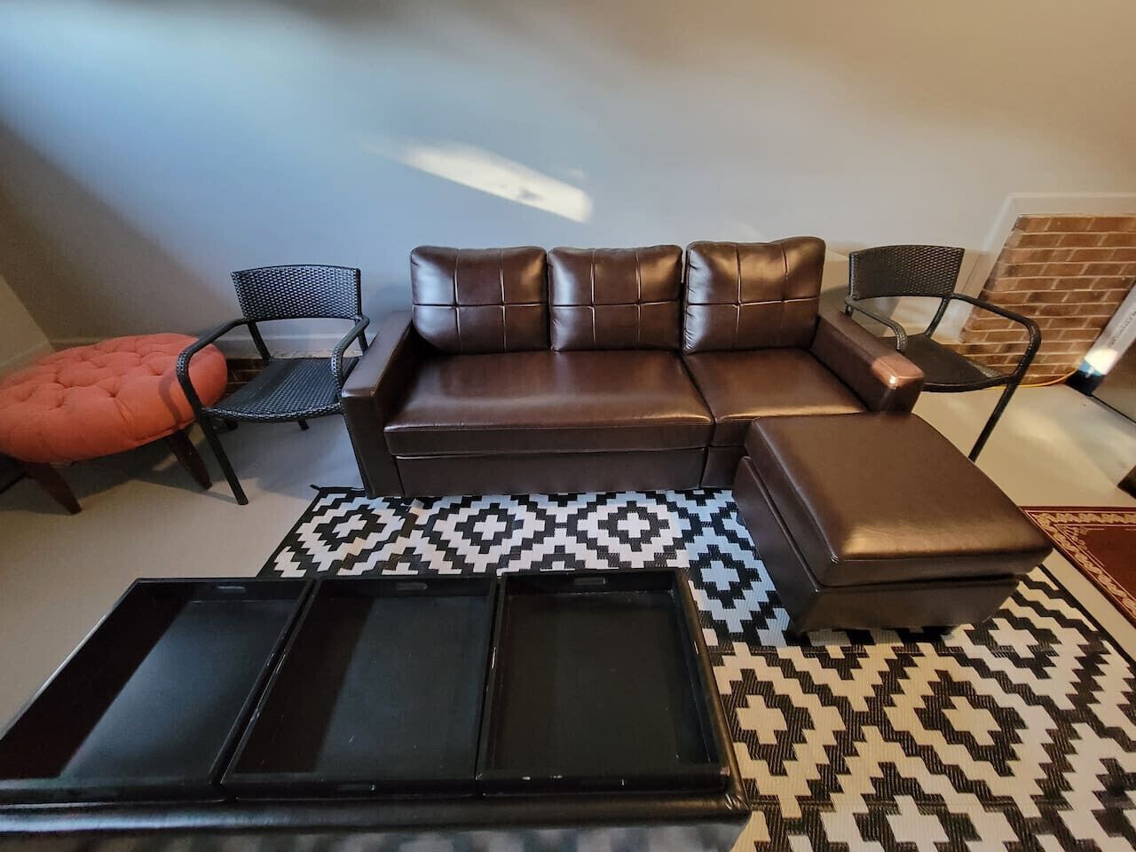 Smart TV, fireplace, stereo